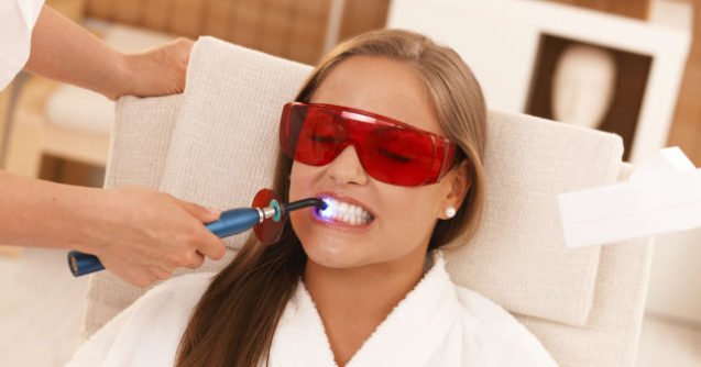 Sbiancamento dentale: ridere fa bene alla salute, perché rinunciare?